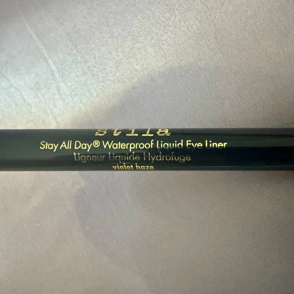 Stila Stay All Day Waterproof Liquid Eye Liner in Violet Haze .5 mL
